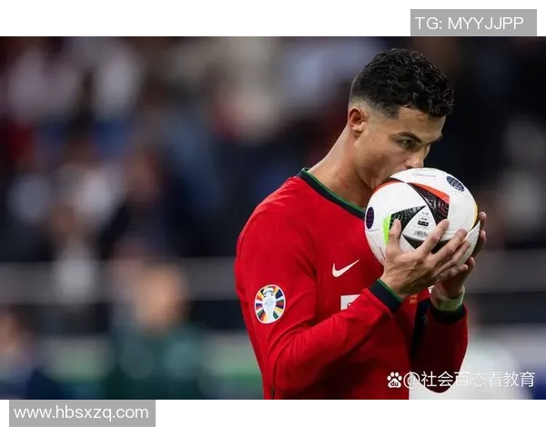 探寻最小众的足球明星他们在绿茵场上的独特魅力与故事